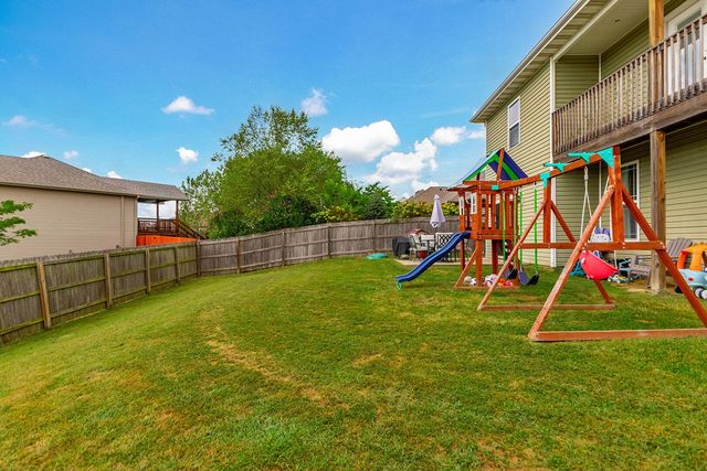 3702 CHESTNUT DR, Columbia, MO 65202
