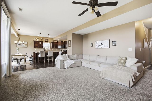 3702 CHESTNUT DR, Columbia, MO 65202