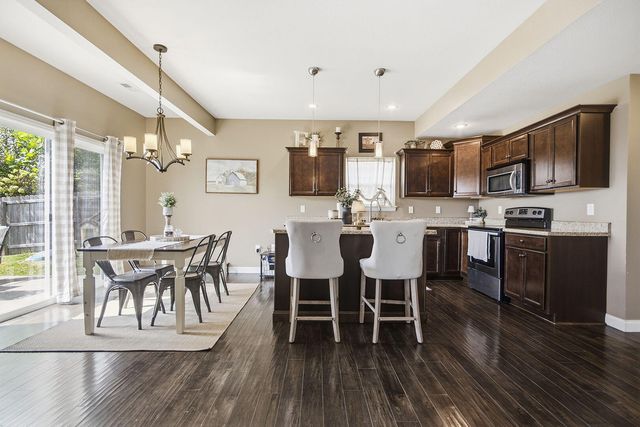 3702 CHESTNUT DR, Columbia, MO 65202