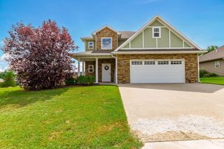 3702 CHESTNUT DR, Columbia, MO 65202