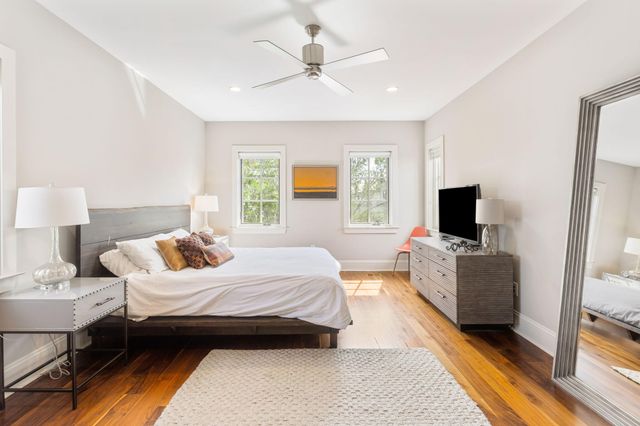 19 Brewster Court, Charleston, SC 29403