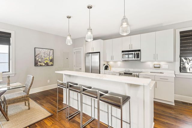 19 Brewster Court, Charleston, SC 29403