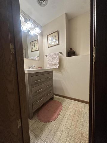 258 W Bridge STREET, Grafton, WI 53024