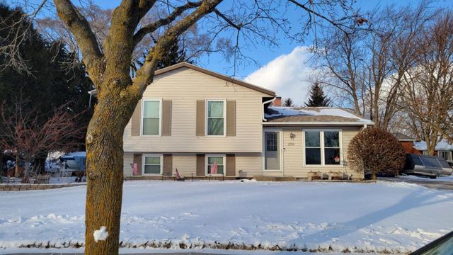 258 W Bridge STREET, Grafton, WI 53024