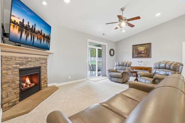 5313 W Wernett Rd, Pasco, WA 99301