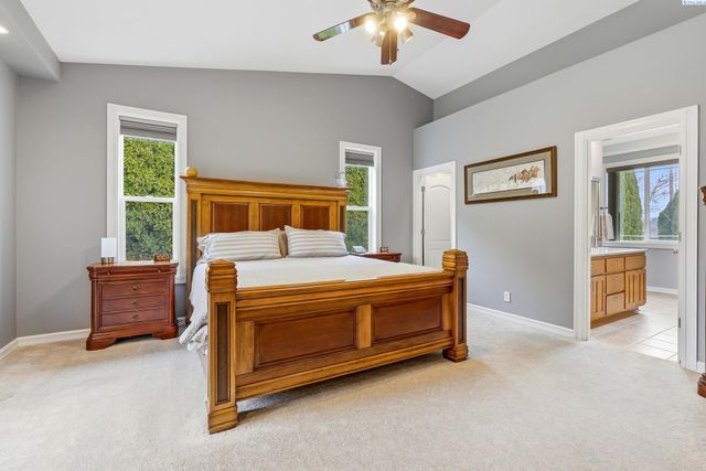 5313 W Wernett Rd, Pasco, WA 99301