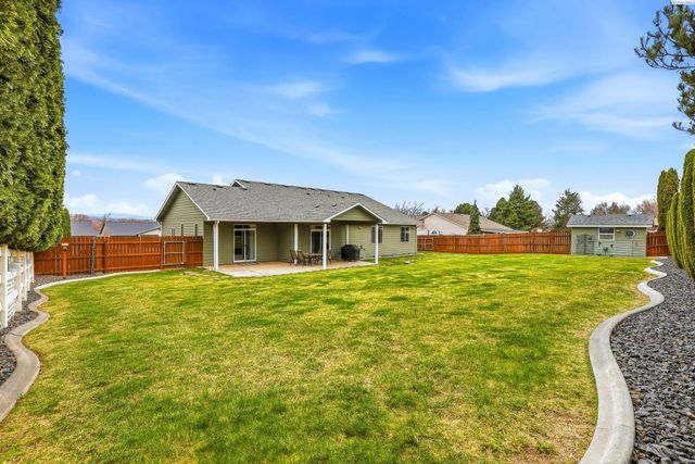 5313 W Wernett Rd, Pasco, WA 99301