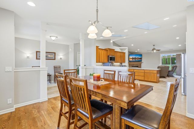 5313 W Wernett Rd, Pasco, WA 99301