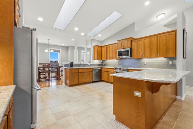 5313 W Wernett Rd, Pasco, WA 99301