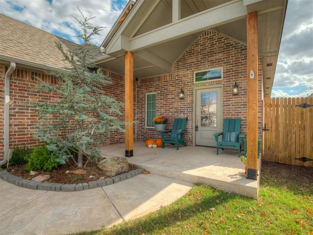 10808 NW 28th Terrace, Yukon, OK 73099