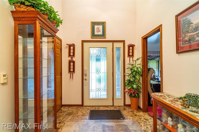 47799 Farmbrook Court, Chesterfield, MI 48051