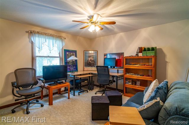 47799 Farmbrook Court, Chesterfield, MI 48051