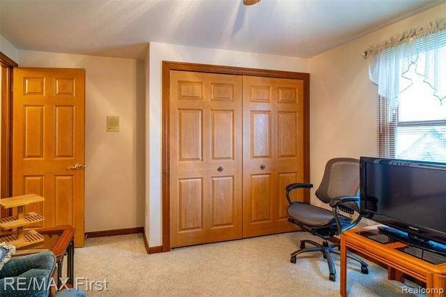 47799 Farmbrook Court, Chesterfield, MI 48051