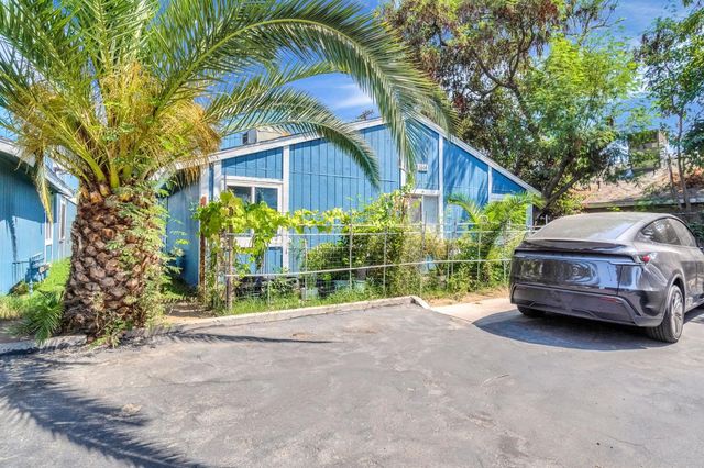 1620 B Street, Fresno, CA 93706