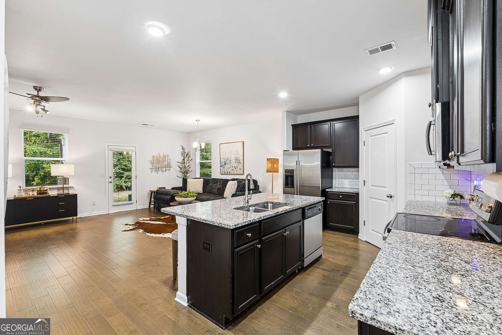 4446 Richmond Court, Stone Mountain, GA 30083 — photo 3