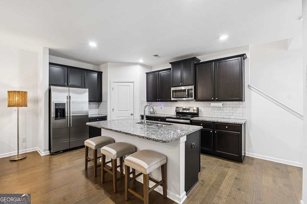 4446 Richmond Court, Stone Mountain, GA 30083 — photo 5