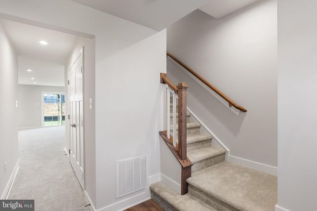 31 SAGE WAY, Mount Laurel, NJ 08054