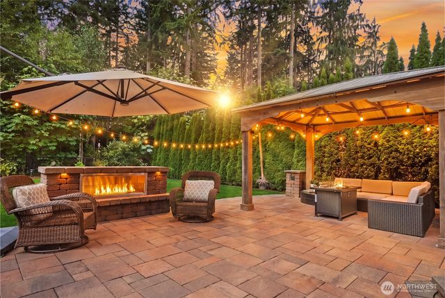 10711 Elliston Way NE, Redmond, WA 98053