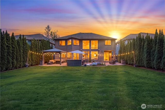 10711 Elliston Way NE, Redmond, WA 98053