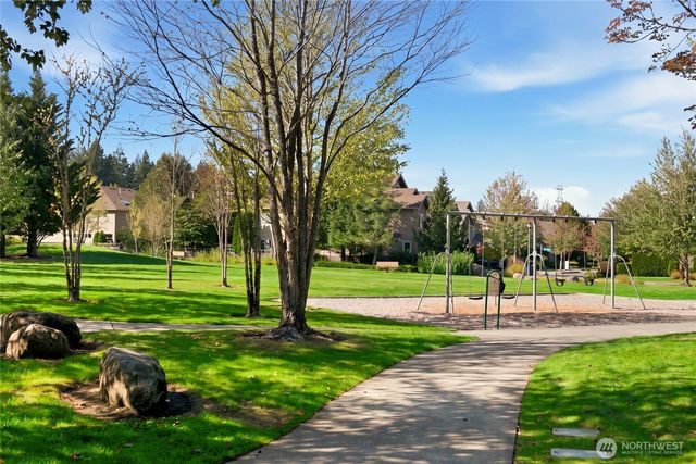 10711 Elliston Way NE, Redmond, WA 98053