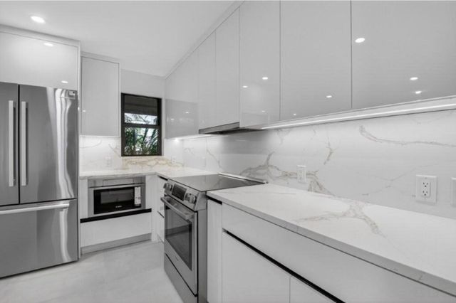 7126 Rain Forest Drive, Boca Raton, FL 33434