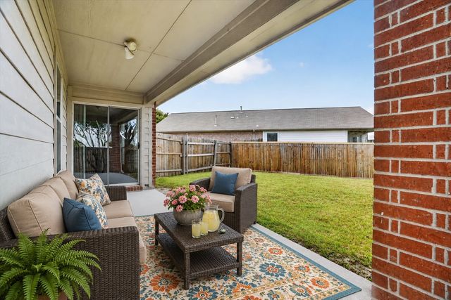 6520 Geneva Lane, Fort Worth, TX 76131
