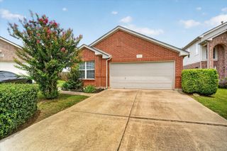 6520 Geneva Lane, Fort Worth, TX 76131