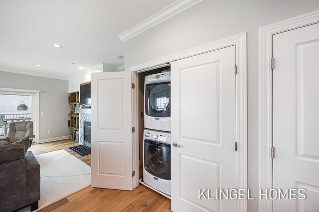 930 W Savidge Street 20, Spring Lake, MI 49456