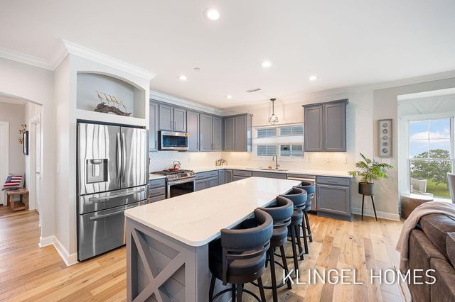 930 W Savidge Street 20, Spring Lake, MI 49456
