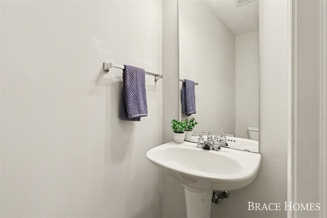 2511 Black Horse Drive, Grand Rapids, MI 49505