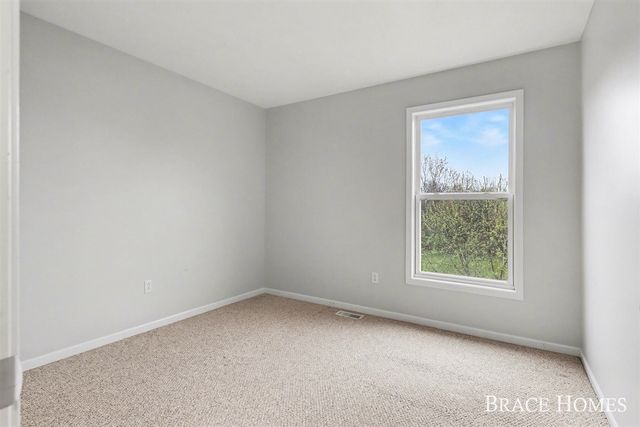 2511 Black Horse Drive, Grand Rapids, MI 49505