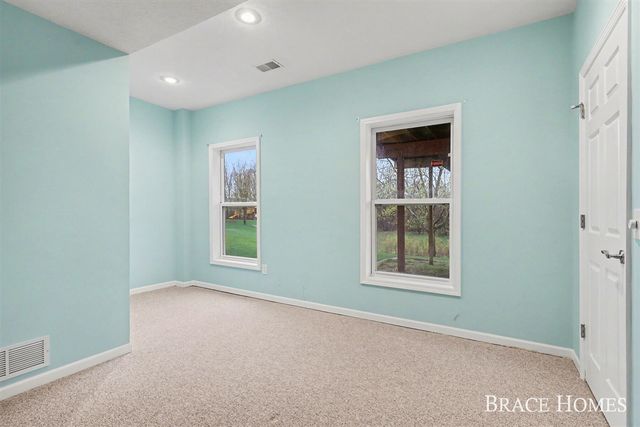 2511 Black Horse Drive, Grand Rapids, MI 49505