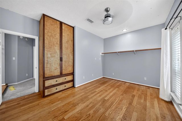 822 Sentinel Oaks, Pinehurst, TX 77362