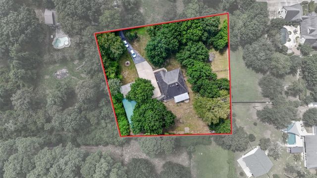 822 Sentinel Oaks, Pinehurst, TX 77362
