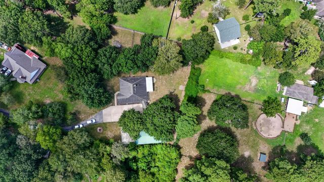 822 Sentinel Oaks, Pinehurst, TX 77362