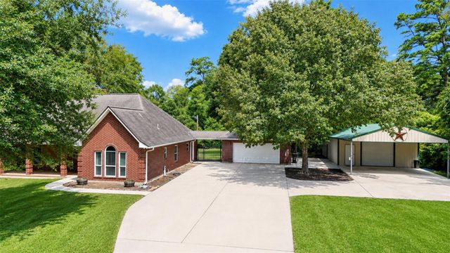 822 Sentinel Oaks, Pinehurst, TX 77362
