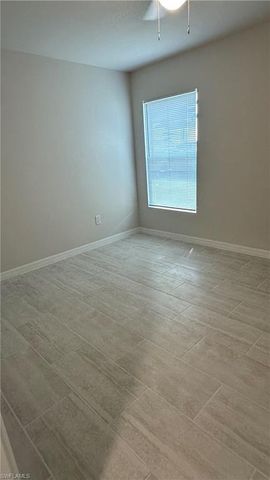 607 SE 7th ST, Cape Coral, FL 33990
