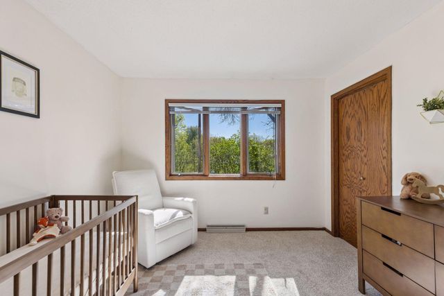 434 E 11th Street J, New Richmond, WI 54017