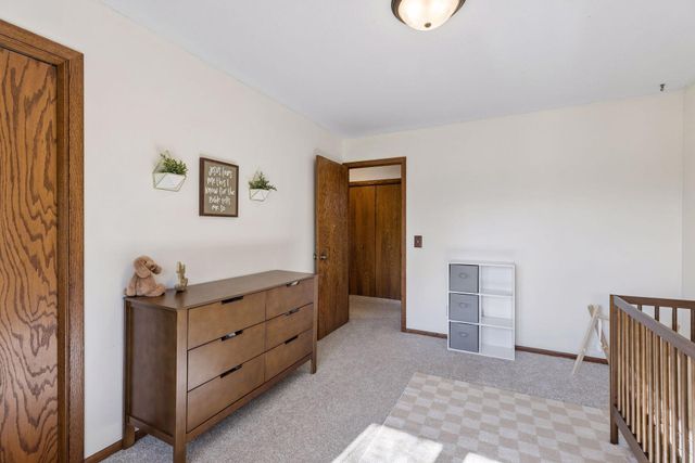 434 E 11th Street J, New Richmond, WI 54017