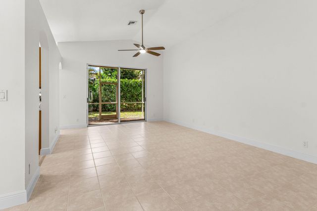 8584 San Andros, West Palm Beach, FL 33411