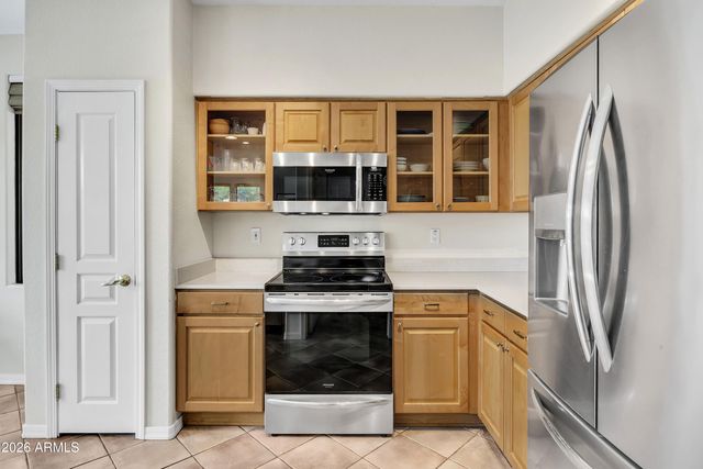 15221 N CLUBGATE Drive 1040, Scottsdale, AZ 85254