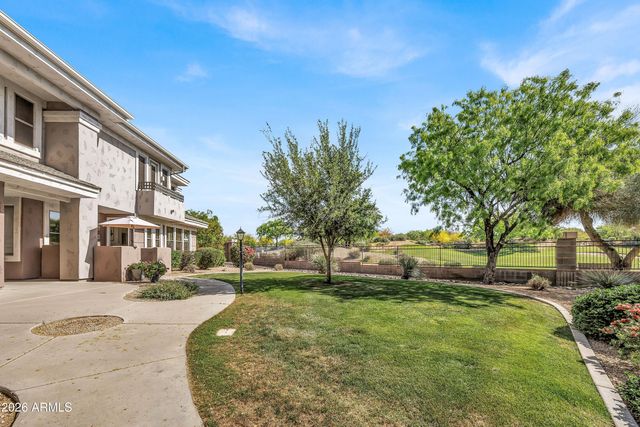 15221 N CLUBGATE Drive 1040, Scottsdale, AZ 85254