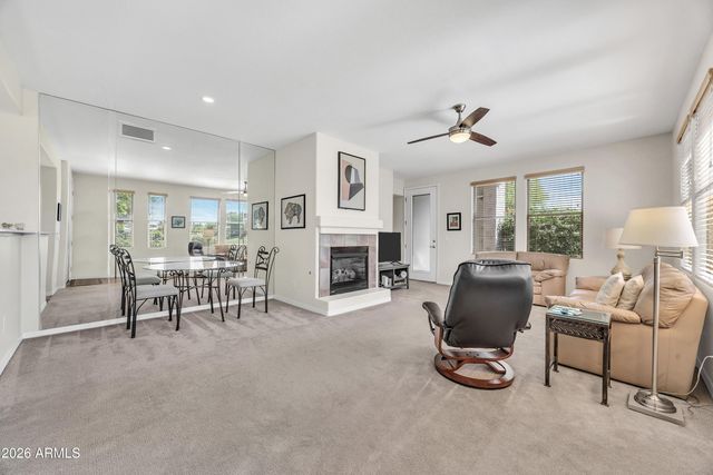 15221 N CLUBGATE Drive 1040, Scottsdale, AZ 85254