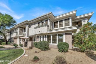 15221 N CLUBGATE Drive 1040, Scottsdale, AZ 85254