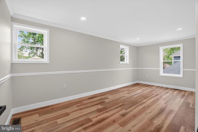 214 STATE ST, Cherry Hill, NJ 08002