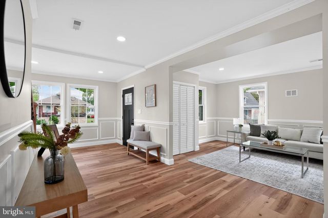 214 STATE ST, Cherry Hill, NJ 08002