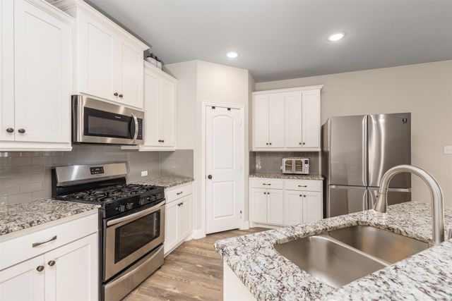 627 Redwood Drive, Greenville, TX 75402