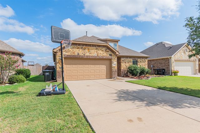627 Redwood Drive, Greenville, TX 75402