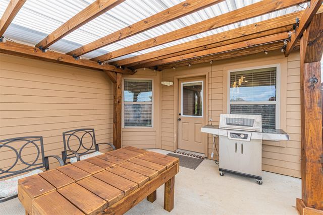 627 Redwood Drive, Greenville, TX 75402