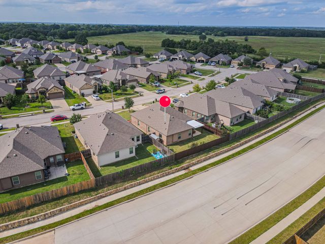 627 Redwood Drive, Greenville, TX 75402